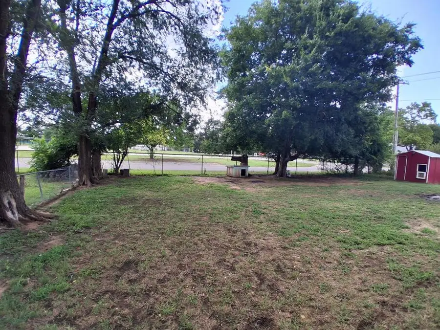 1349 Neighborhood Place, Seminole, OK 74868 - #3