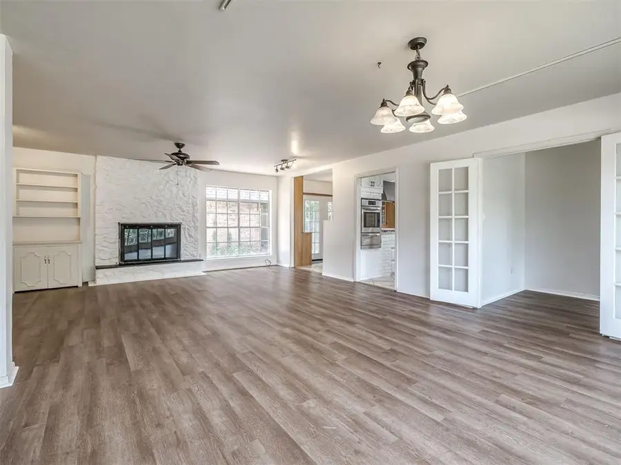 406 Hardy Drive, Edmond, OK 73013 - #2