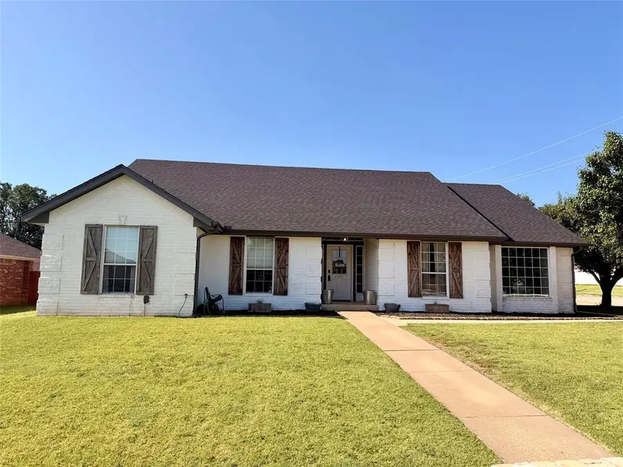 1301 Manchester Drive, Shawnee, OK 74804 - #2