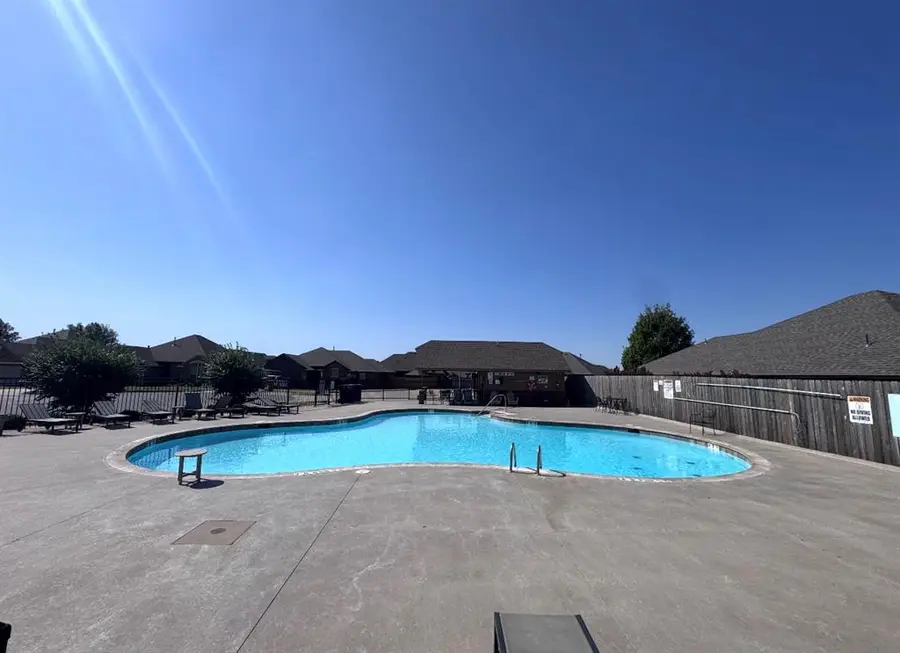 11729 SW 16th Street, Yukon, OK 73099 - #2