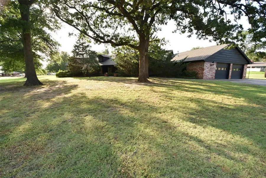 726 Robin Road, Seminole, OK 74868 - #3