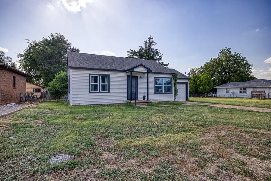 1114 S 11th Street, Kingfisher, OK 73750 - #3
