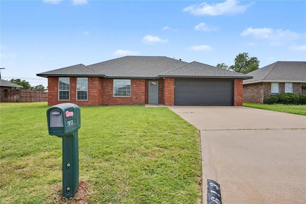 1613 Sommerset Place, Altus, OK 73521 - #1