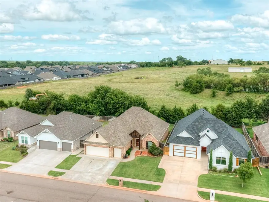 3715 Timberbrook Drive, Norman, OK 73069 - #3