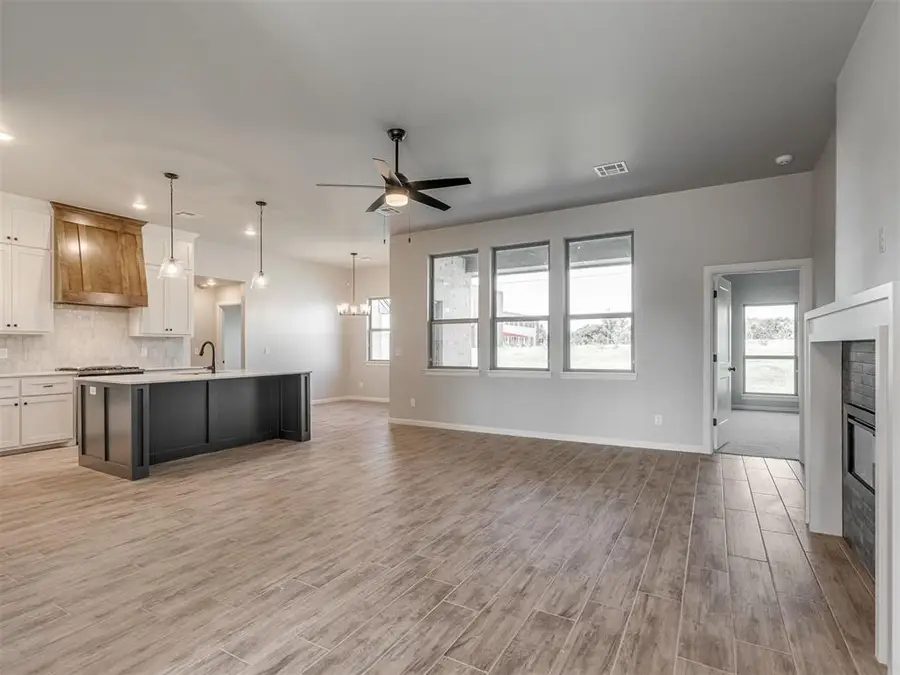 4901 Misty Wood Lane, Mustang, OK 73064 - #2
