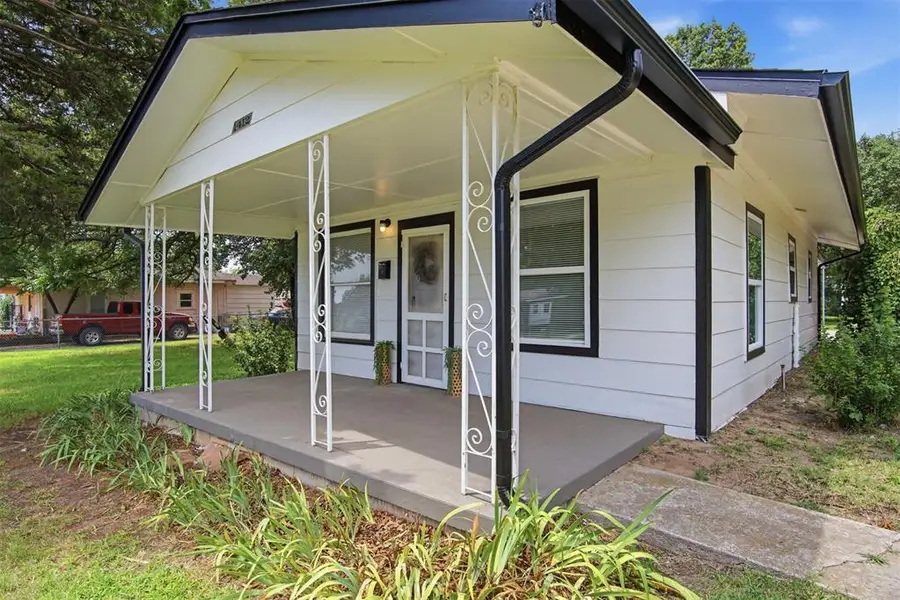 1412 S Evans Avenue, El Reno, OK 73036 - #2