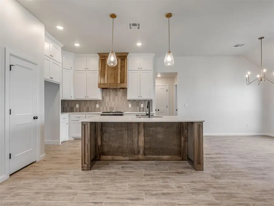 4913 Misty Wood Lane, Mustang, OK 73064 - #3