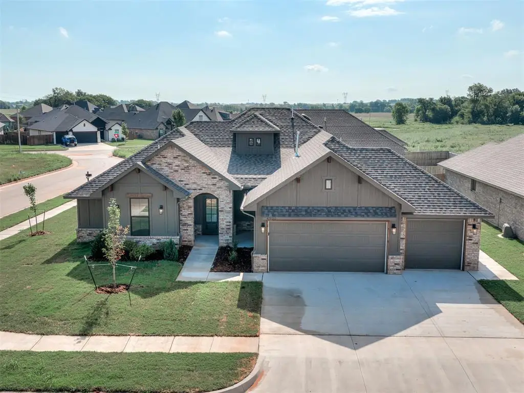 4900 Vine Cliff Road, Mustang, OK 73064 - #1