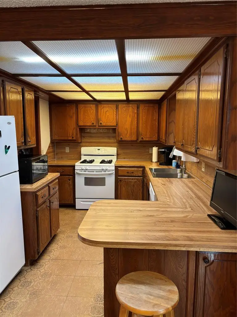 1505 SE 9th Street, Moore, OK 73160 - #3