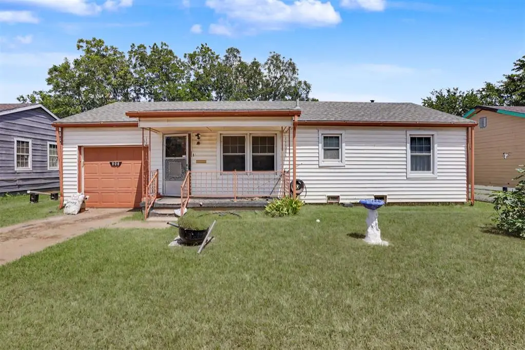 904 N York Street, Altus, OK 73521 - #1