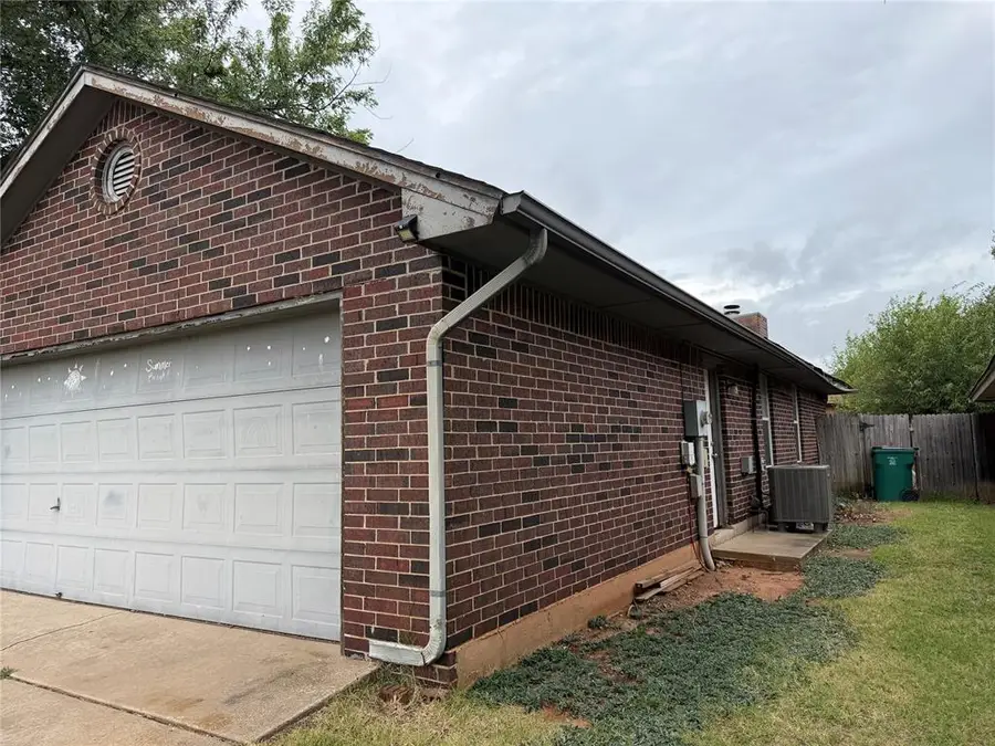 9001 Cindy Road, Oklahoma City, OK 73132 - #2