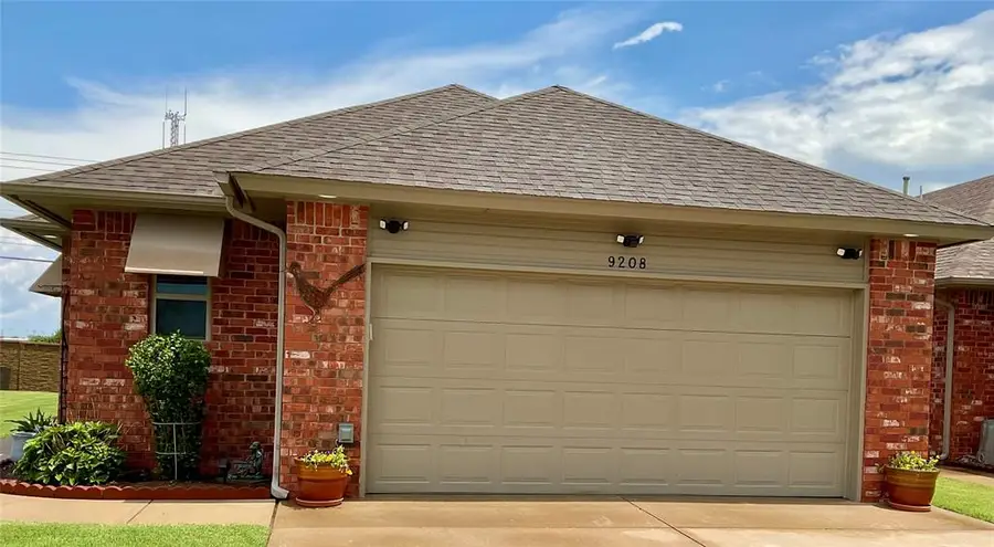9208 Roadrunner Avenue, Oklahoma City, OK 73139 - #3