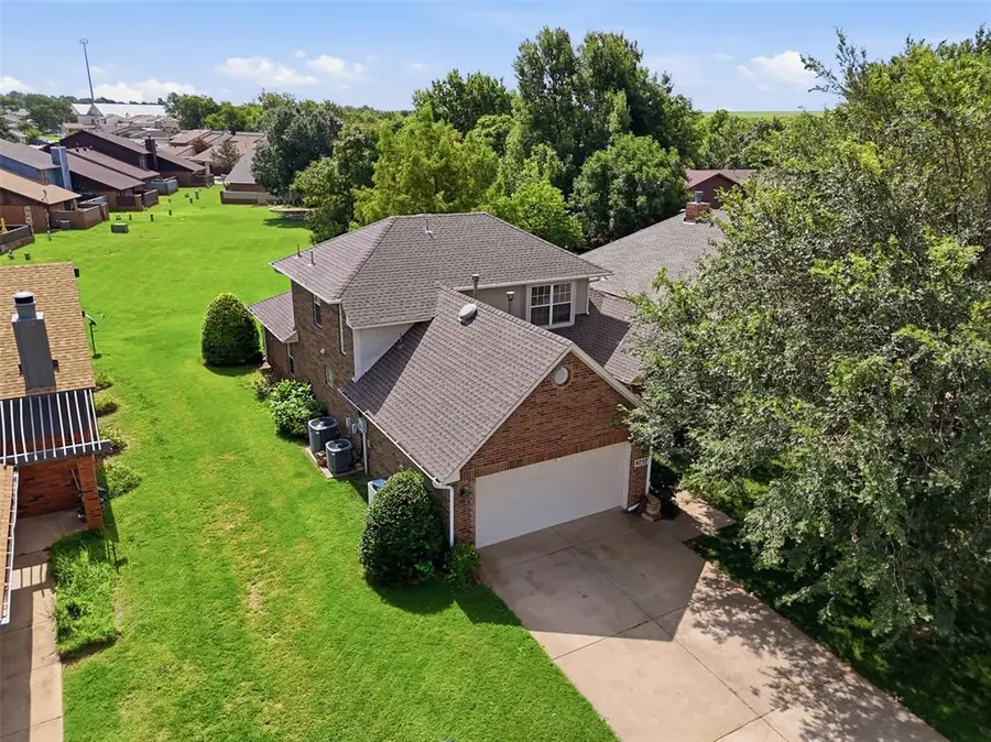 4737 Hemlock Circle, Oklahoma City, OK 73162 - #3
