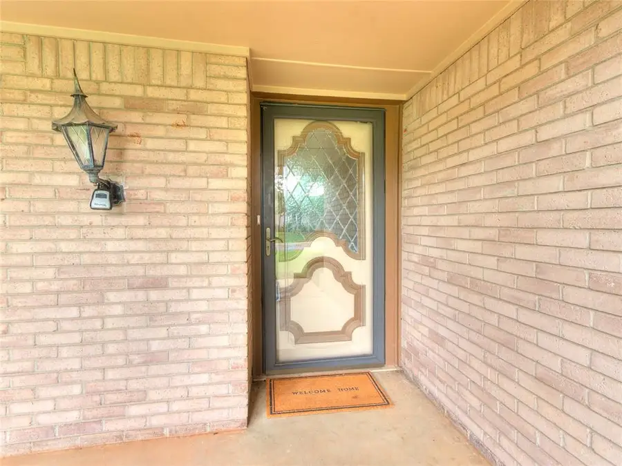106 N Trail Ridge Road, Edmond, OK 73012 - #3