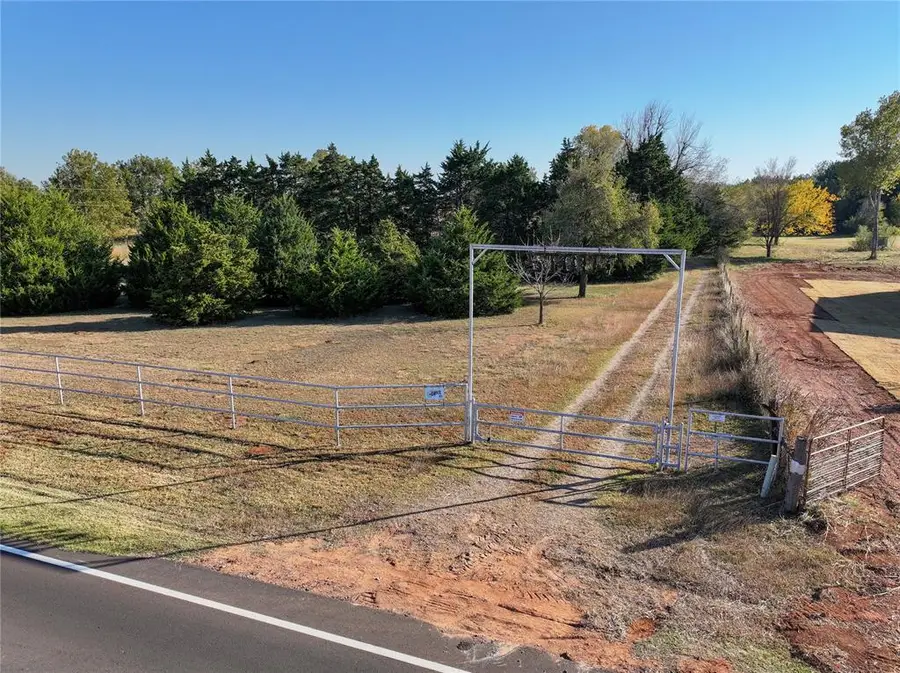 14950 W Wilshire Boulevard, Yukon, OK 73099 - #2