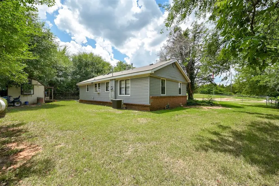 13050 S Pine Street, Edmond, OK 73034 - #2