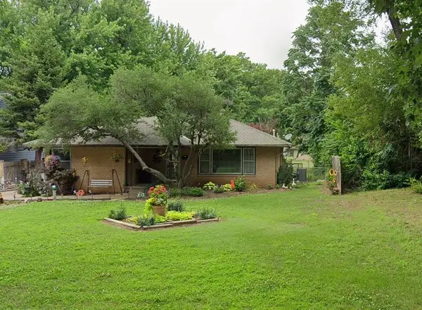104 Elmwood Avenue, Ponca City, OK 74601