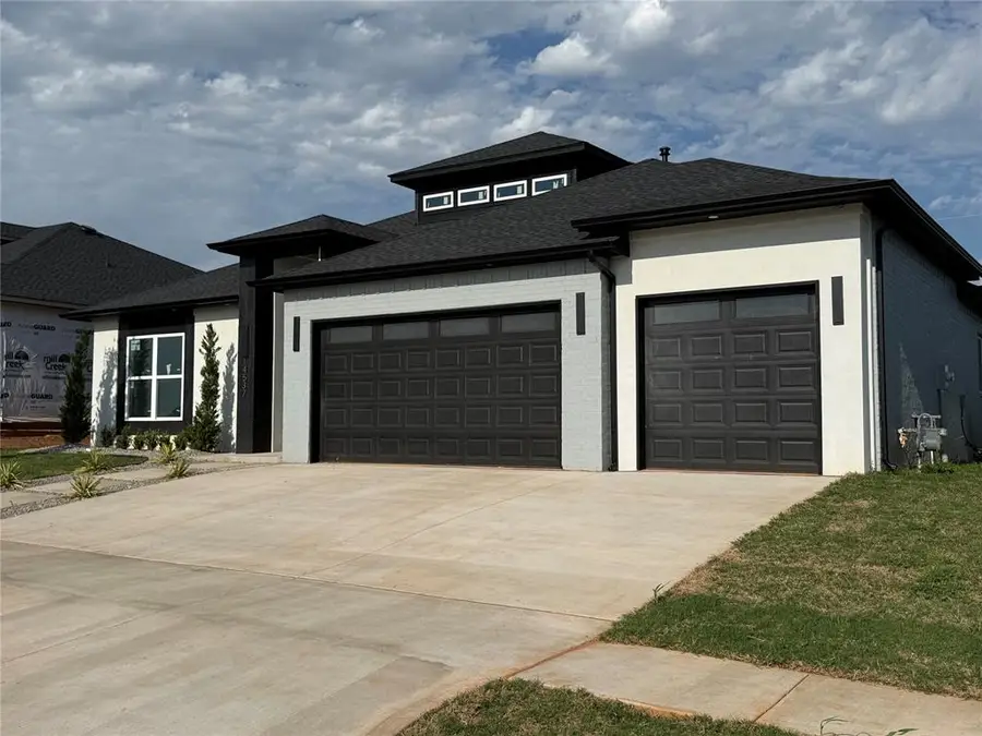 14537 Astor Lane, Yukon, OK 73099 - #2