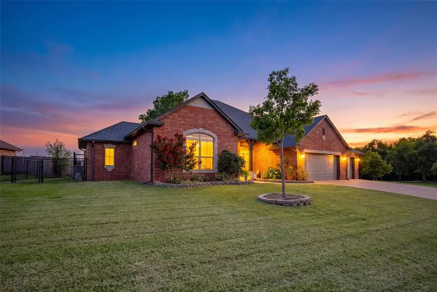 517 Heather Lane, Moore, OK 73160 - #2