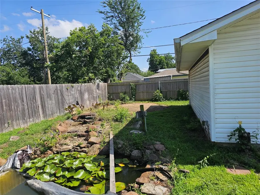 125 W Midland Street, Shawnee, OK 74804 - #3