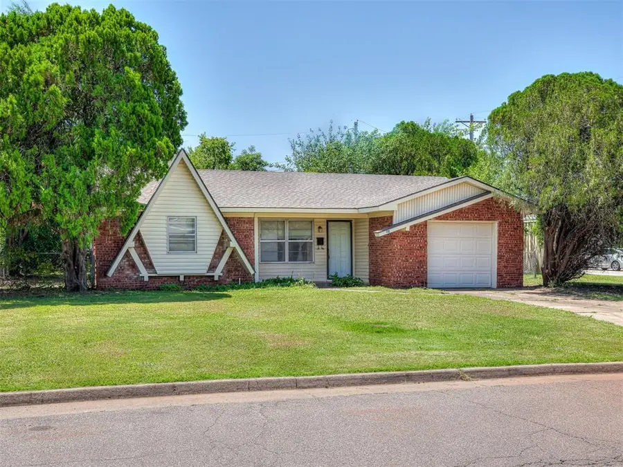 10 E 21st Street, Edmond, OK 73013 - #2