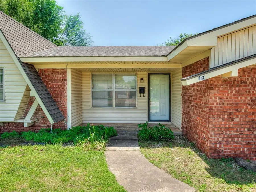 10 E 21st Street, Edmond, OK 73013 - #3