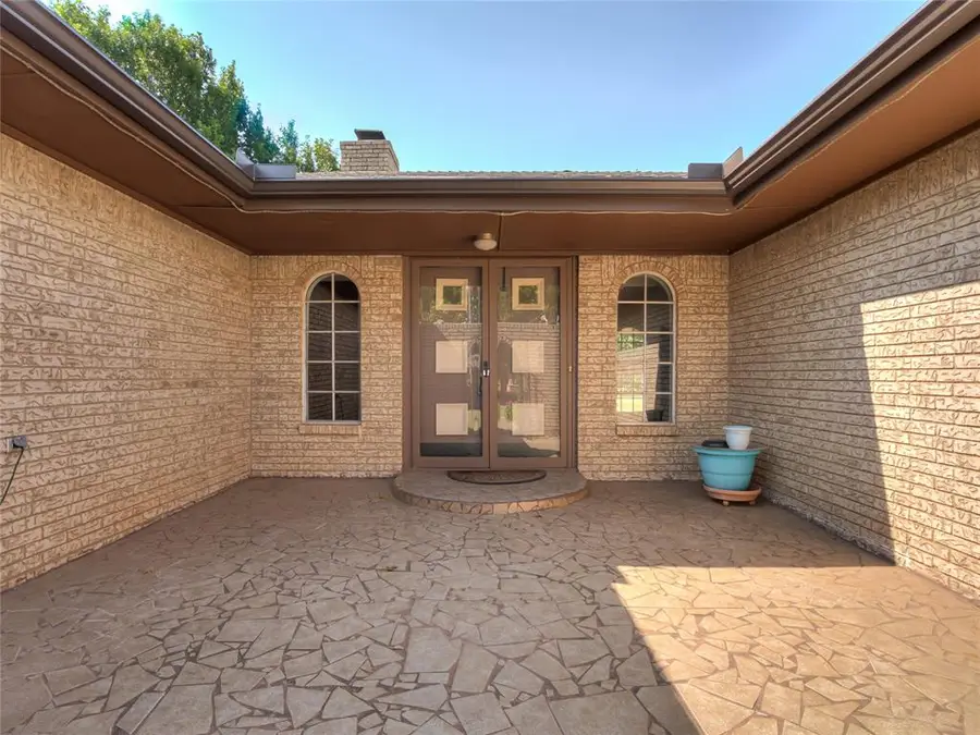 612 Saint James Place, Yukon, OK 73099 - #2
