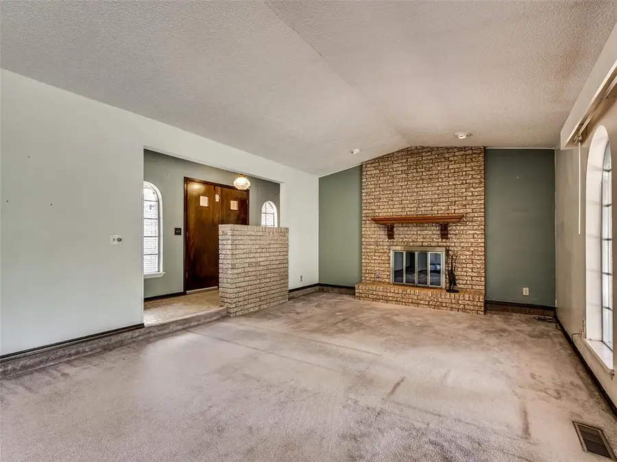 612 Saint James Place, Yukon, OK 73099 - #3
