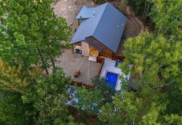973 Burton Road, Broken Bow, OK 74728