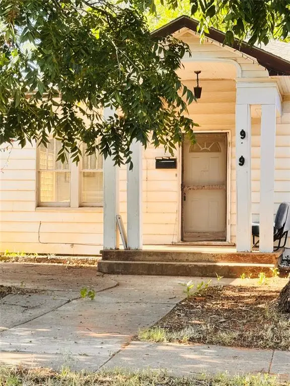 919 W 2nd Street, Elk City, OK 73644
