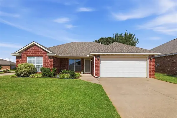 724 Eastview Court, Yukon, OK 73099