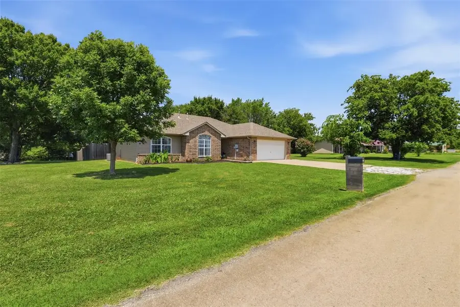 208 S 9th Avenue, Stroud, OK 74079 - #3