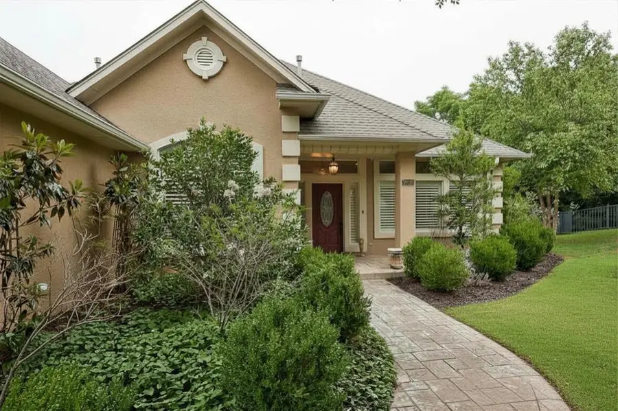 3809 Woodshadow Road, Edmond, OK 73003 - #2