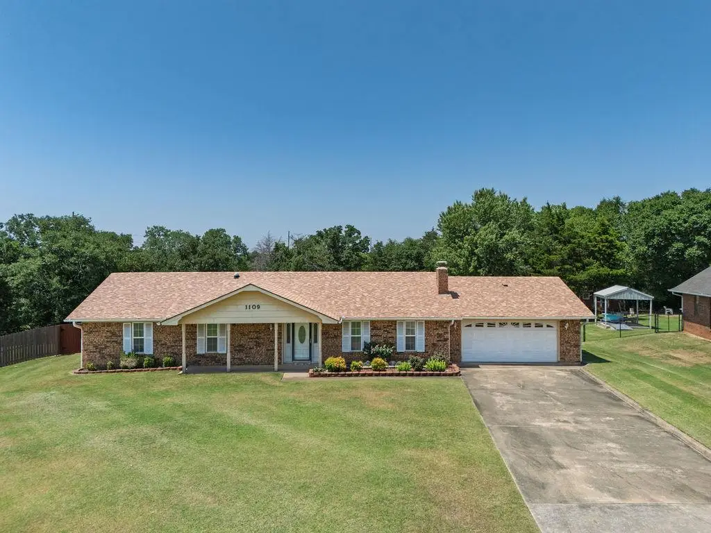 1109 W Washington Circle, Tecumseh, OK 74873 - #1