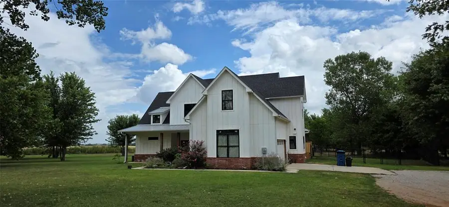 124 Kevin Lane, Tuttle, OK 73089 - #2