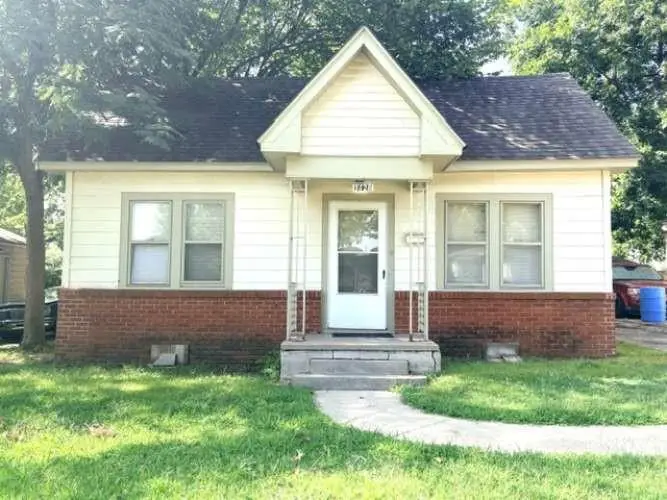 1128 NW 48th Street, Oklahoma City, OK 73118 - #1