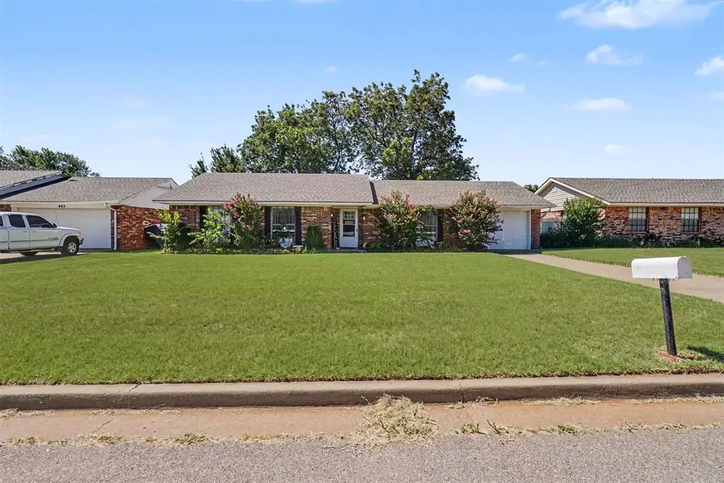 404 Kimberly Drive, Elk City, OK 73644 - #1