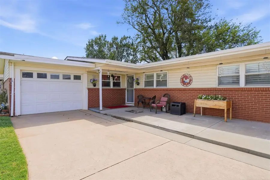 308 Suwannee Road, Burns Flat, OK 73647 - #3