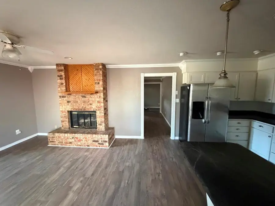 2106 N Beaver Street, Guymon, OK 73942 - #3