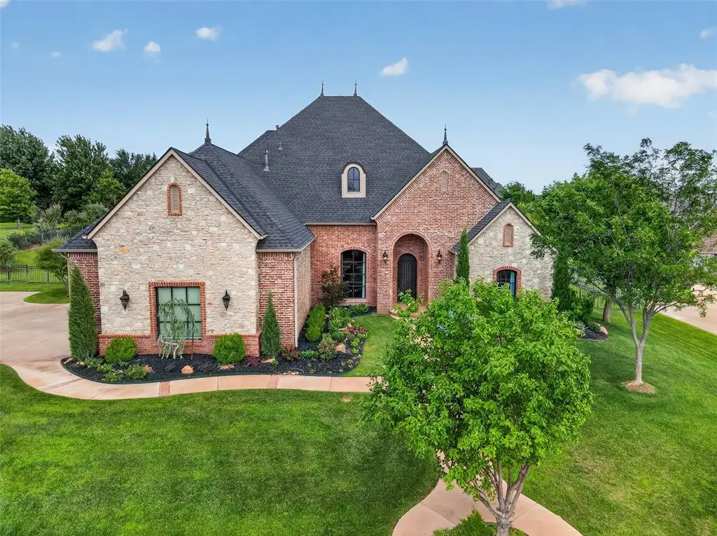 22002 White Pine Circle, Edmond, OK 73012 - #1