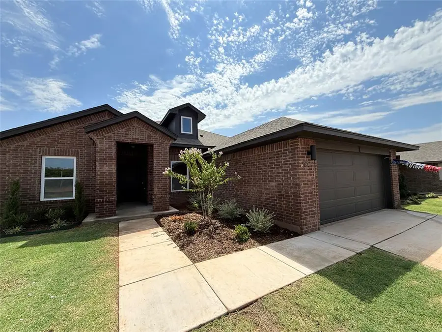 1800 Pin Cherry Lane, Moore, OK 73160 - #2