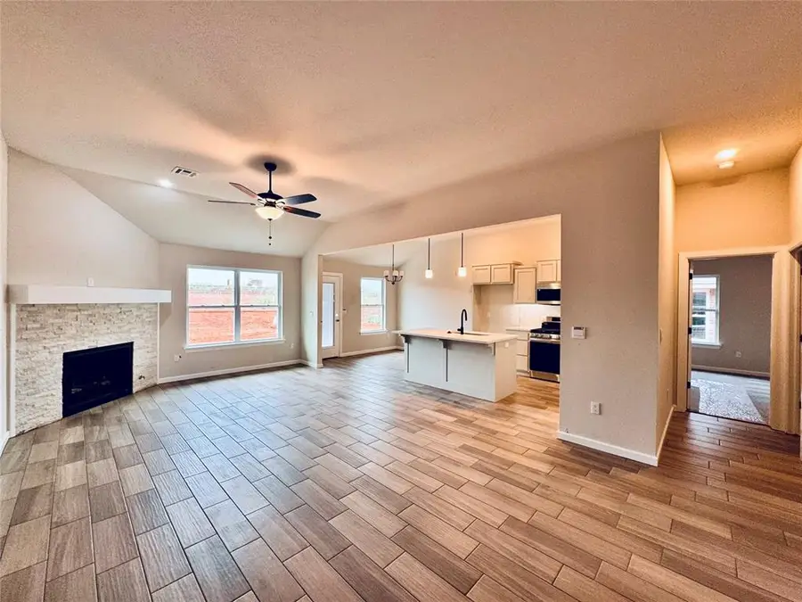 1800 Pin Cherry Lane, Moore, OK 73160 - #3
