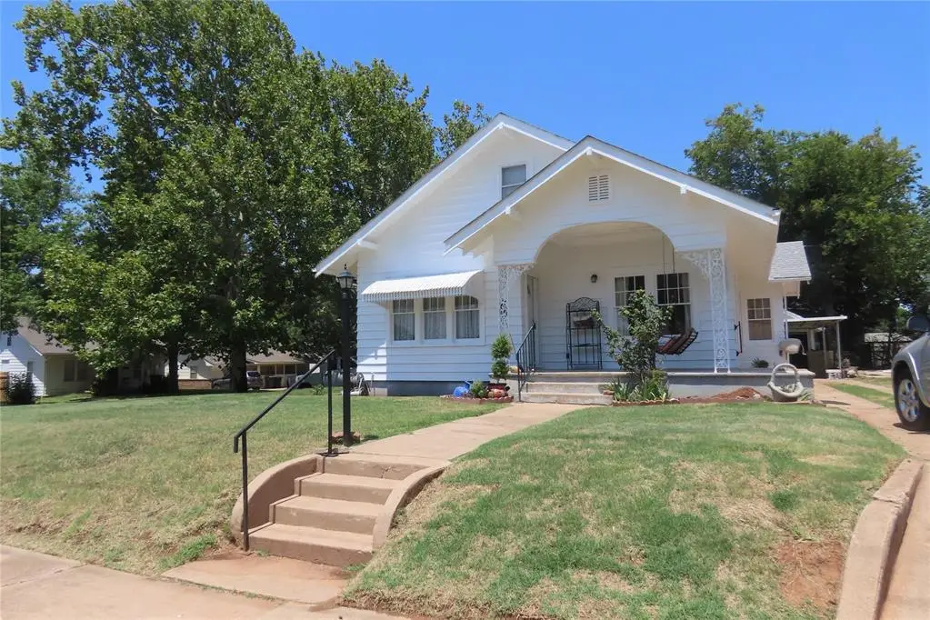 1228 W Florida Avenue, Chickasha, OK 73018 - #1