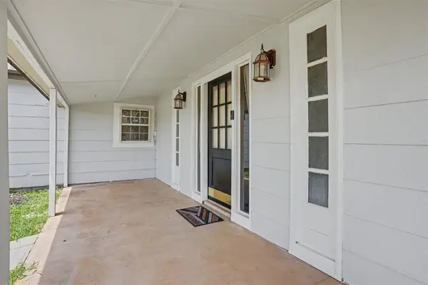 110 W Davis Street, Tipton, OK 73570