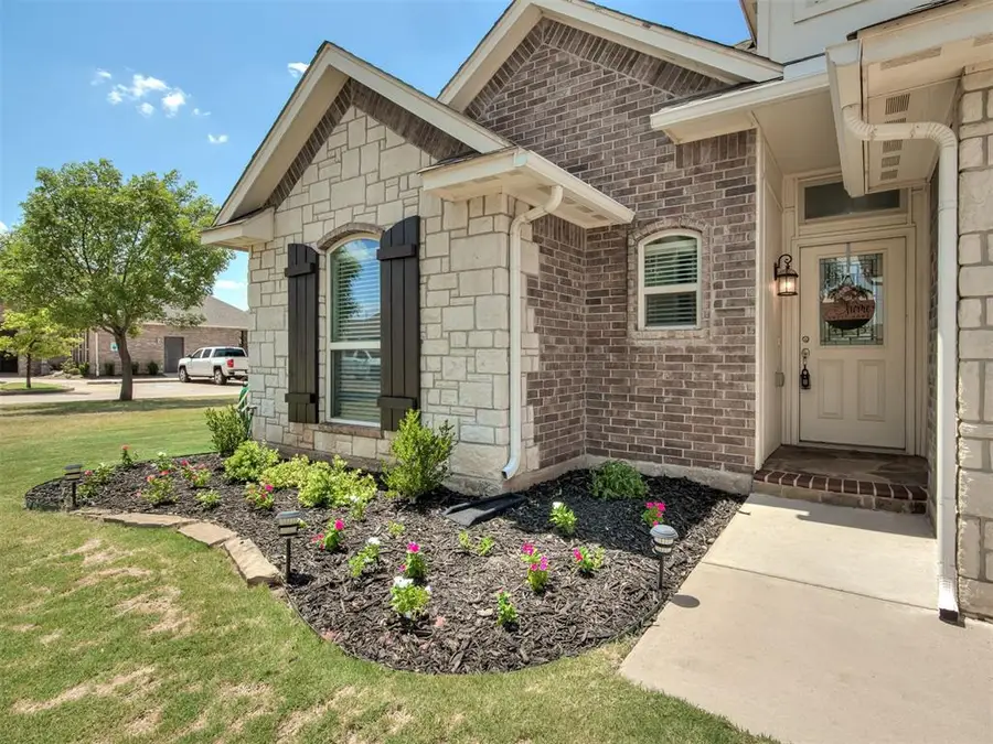 16201 Capulet Drive, Edmond, OK 73013 - #3