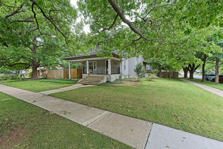 704 Miller Avenue, Norman, OK 73069 - #3