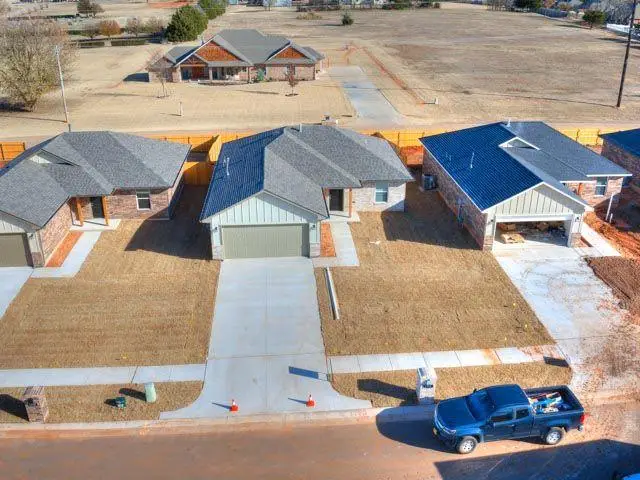 1619 Highland Loop, Guthrie, OK 73044 - #3