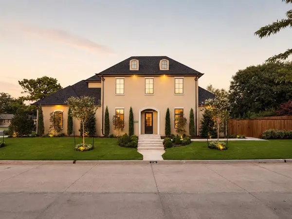 1738 Westchester Drive, The Village, OK 73120