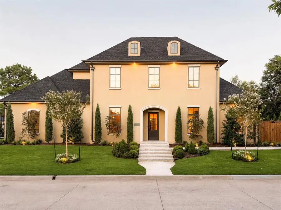 1738 Westchester Drive, The Village, OK 73120 - #3