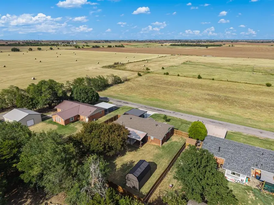 302 Park Drive, Union City, OK 73090 - #2